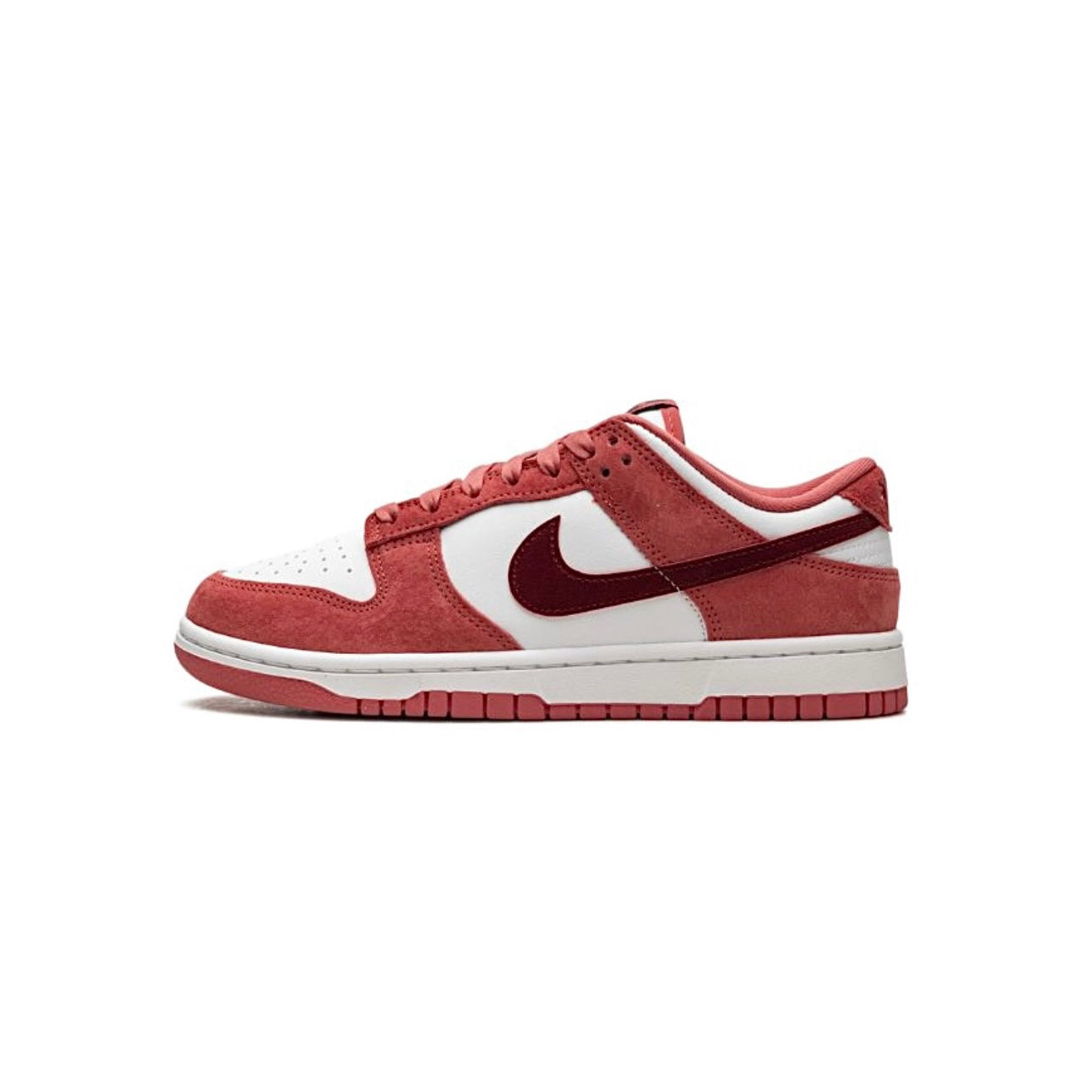 NIKE Dunk Low Valentine's Day