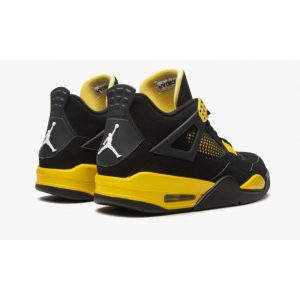 AIR JORDAN 4 RETRO “Trueno”